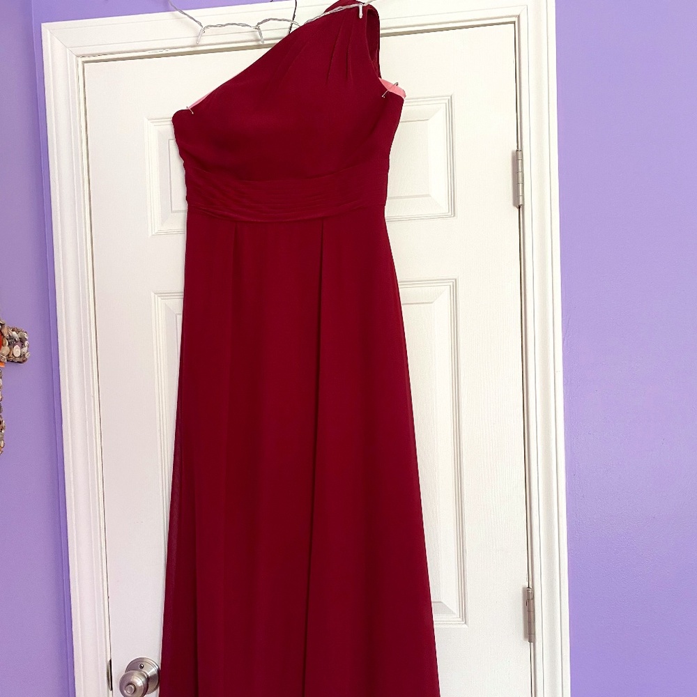 Brand: Azazie Dallas, Color: Cabernet, Size: A6